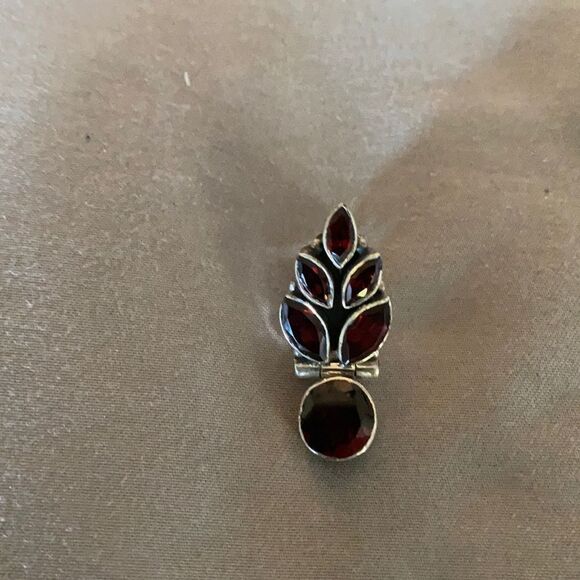 Handmade ruby crystal in sterling silver - Picture 3 of 4
